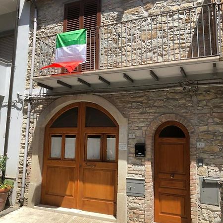 Basico Un Balcone Sul Mare-Casa I Carruggi- Case Vacanza Sicilia&Toscana- エクステリア 写真